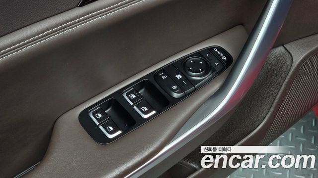 Kia Stinger 2018 — photo 25