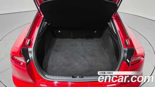 Kia Stinger 2018 — photo 30