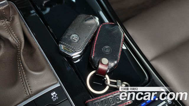 Kia Stinger 2018 — photo 31
