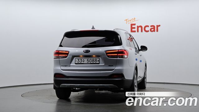 Kia Sorento 2015 — photo 4