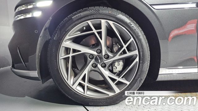 Genesis G90 2023 — photo 5