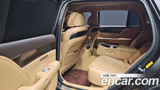 Genesis G90 2023 — photo 17