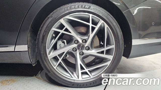 Genesis G90 2023 — photo 7