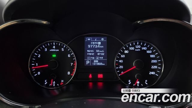 Kia K3 2013 — photo 8