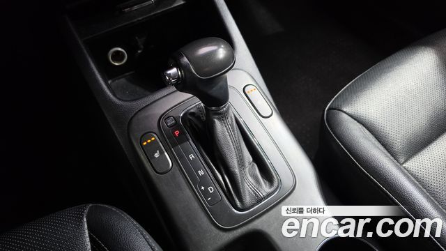 Kia K3 2013 — photo 9