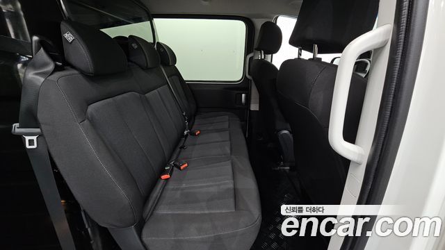 Hyundai Staria 2022 — photo 18