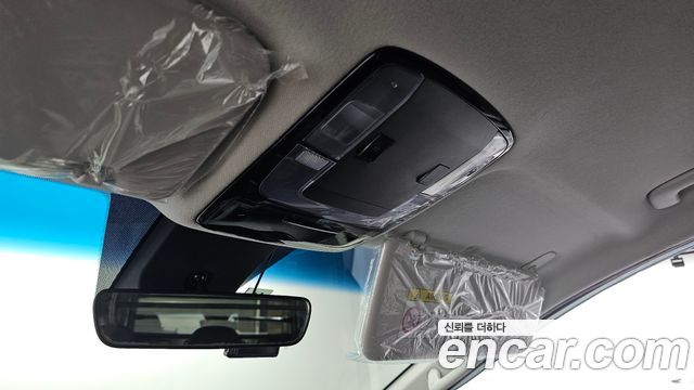 Hyundai Staria 2022 — photo 25