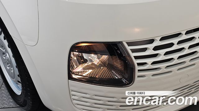 Hyundai Staria 2022 — photo 8