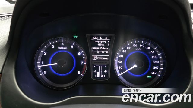 Hyundai Grandeur 2016 — photo 8