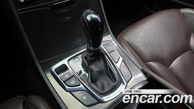Hyundai Grandeur 2016 — photo 9