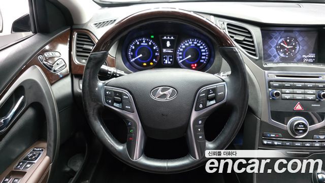 Hyundai Grandeur 2016 — photo 13