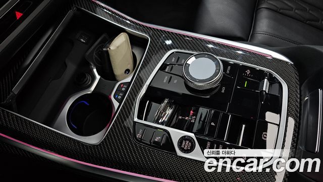 BMW X7 2025 — photo 12