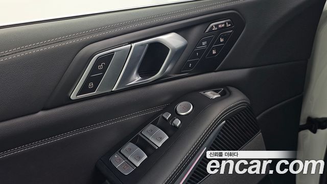 BMW X7 2025 — photo 23