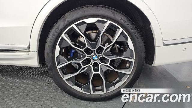 BMW X7 2025 — photo 7
