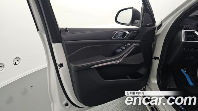BMW X7 2025 — photo 14