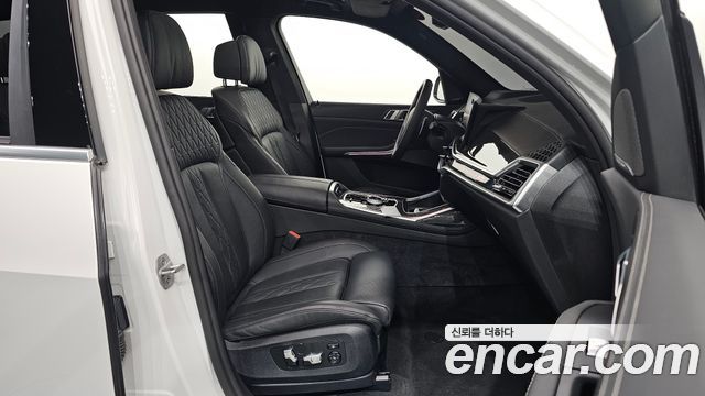 BMW X7 2025 — photo 16