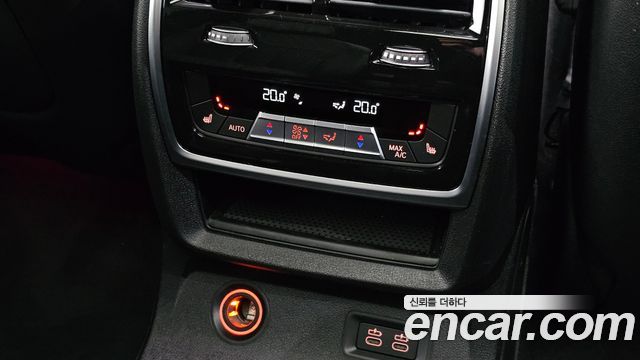BMW X7 2025 — photo 27