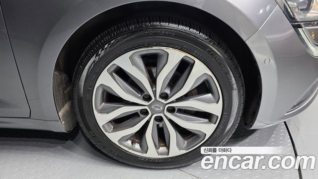 Renault Korea SM6 2017 — photo 7