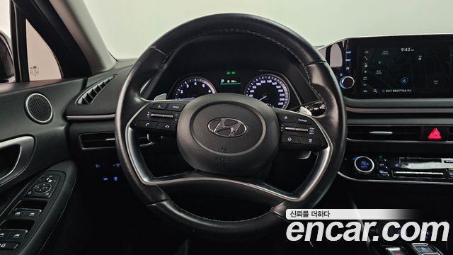 Hyundai Sonata 2022 — photo 19