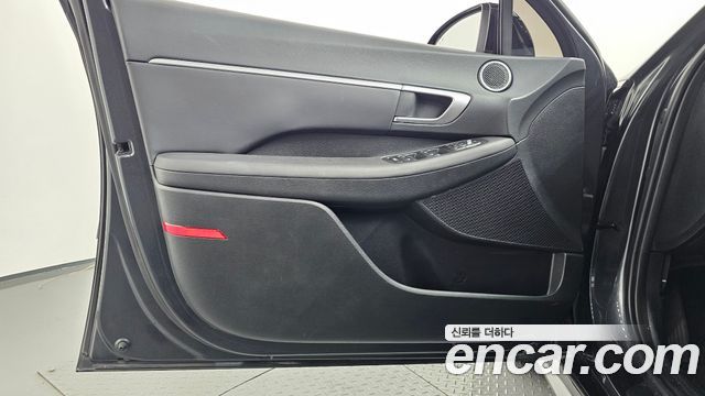 Hyundai Sonata 2022 — photo 14