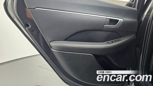 Hyundai Sonata 2022 — photo 15