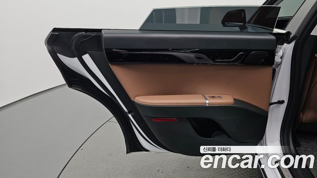 Hyundai Grandeur 2023 — photo 15