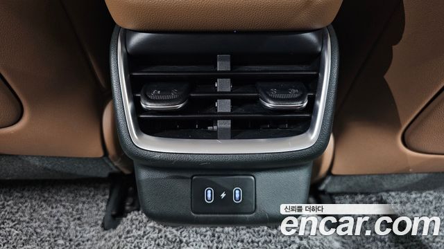 Hyundai Grandeur 2023 — photo 32