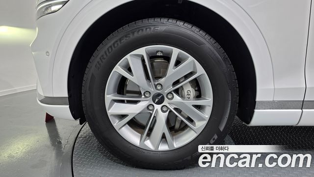 Genesis GV70 2025 — photo 5