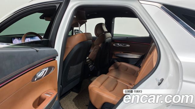 Genesis GV70 2025 — photo 17