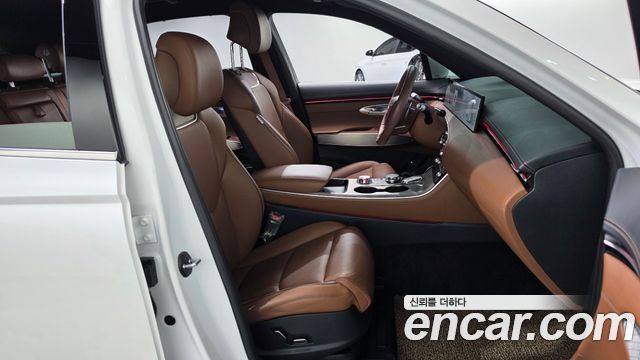 Genesis GV70 2025 — photo 16