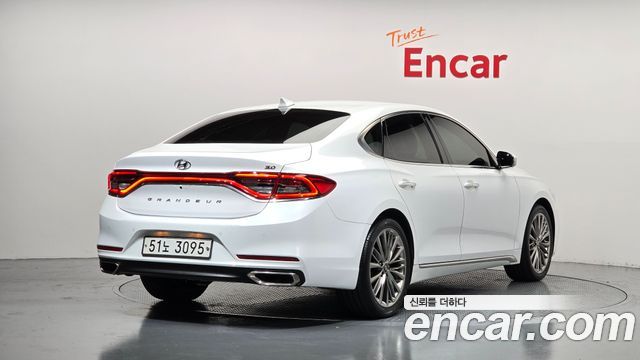 Hyundai Grandeur 2017 — photo 2