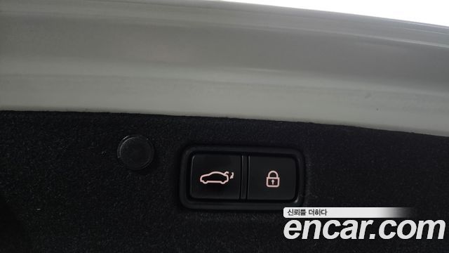 Hyundai Grandeur 2017 — photo 16