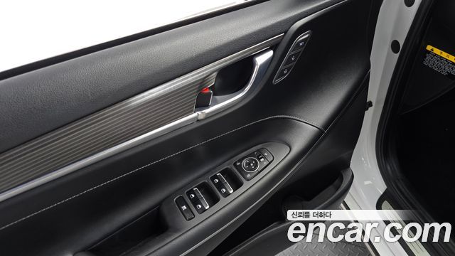 Hyundai Grandeur 2017 — photo 18