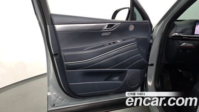 Genesis GV80 2025 — photo 14