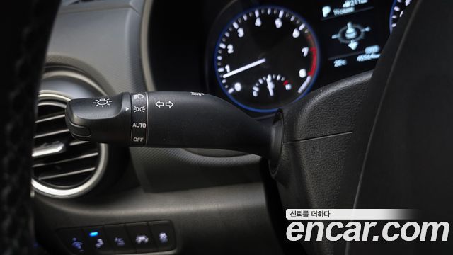 Hyundai Kona 2018 — photo 28