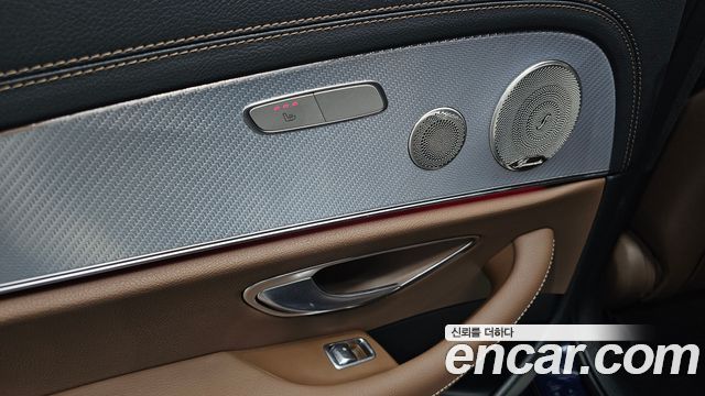 Mercedes-Benz E-Class 2021 — photo 28
