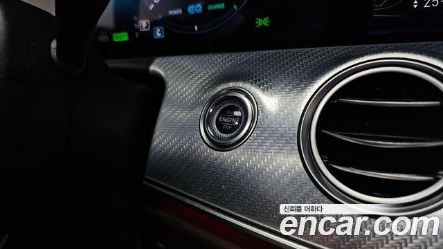 Mercedes-Benz E-Class 2021 — photo 35
