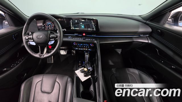 Hyundai AVANTE 2025 — photo 10