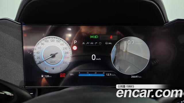 Hyundai AVANTE 2025 — photo 11