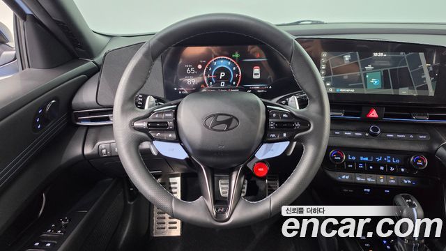 Hyundai AVANTE 2025 — photo 18