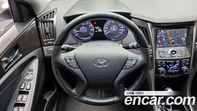 Hyundai Sonata 2012 — photo 20