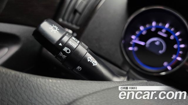 Hyundai Sonata 2012 — photo 22