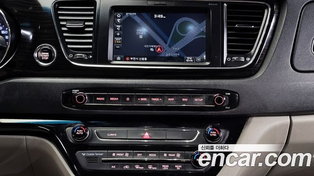 Kia Canival 2019 — photo 22