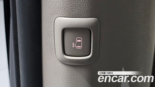 Kia Canival 2019 — photo 24