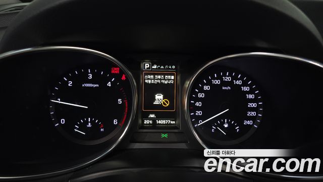 Hyundai Santafe 2016 — photo 11