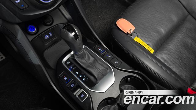 Hyundai Santafe 2016 — photo 12