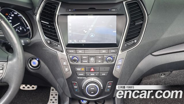 Hyundai Santafe 2016 — photo 20