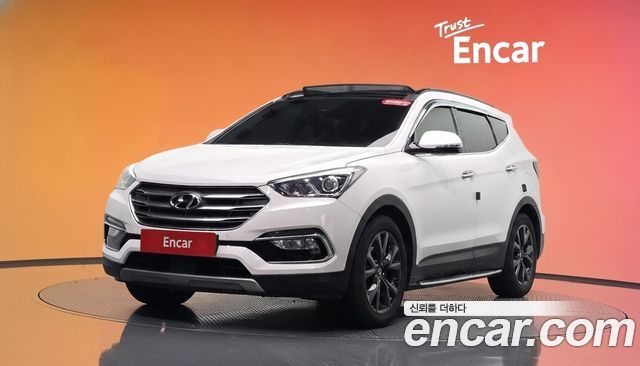 Hyundai Santafe 2016 — photo 1