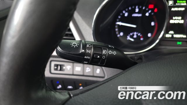 Hyundai Santafe 2016 — photo 29
