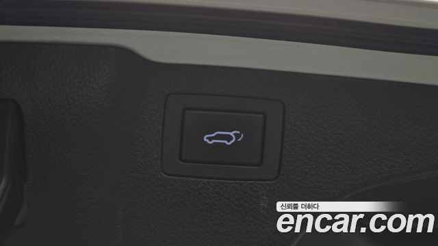 Hyundai Santafe 2016 — photo 31